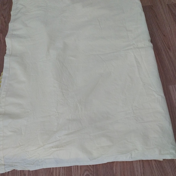 Penney's Percale Double Flat Sheet Yellow 81" X 108" - Picture 11 of 11